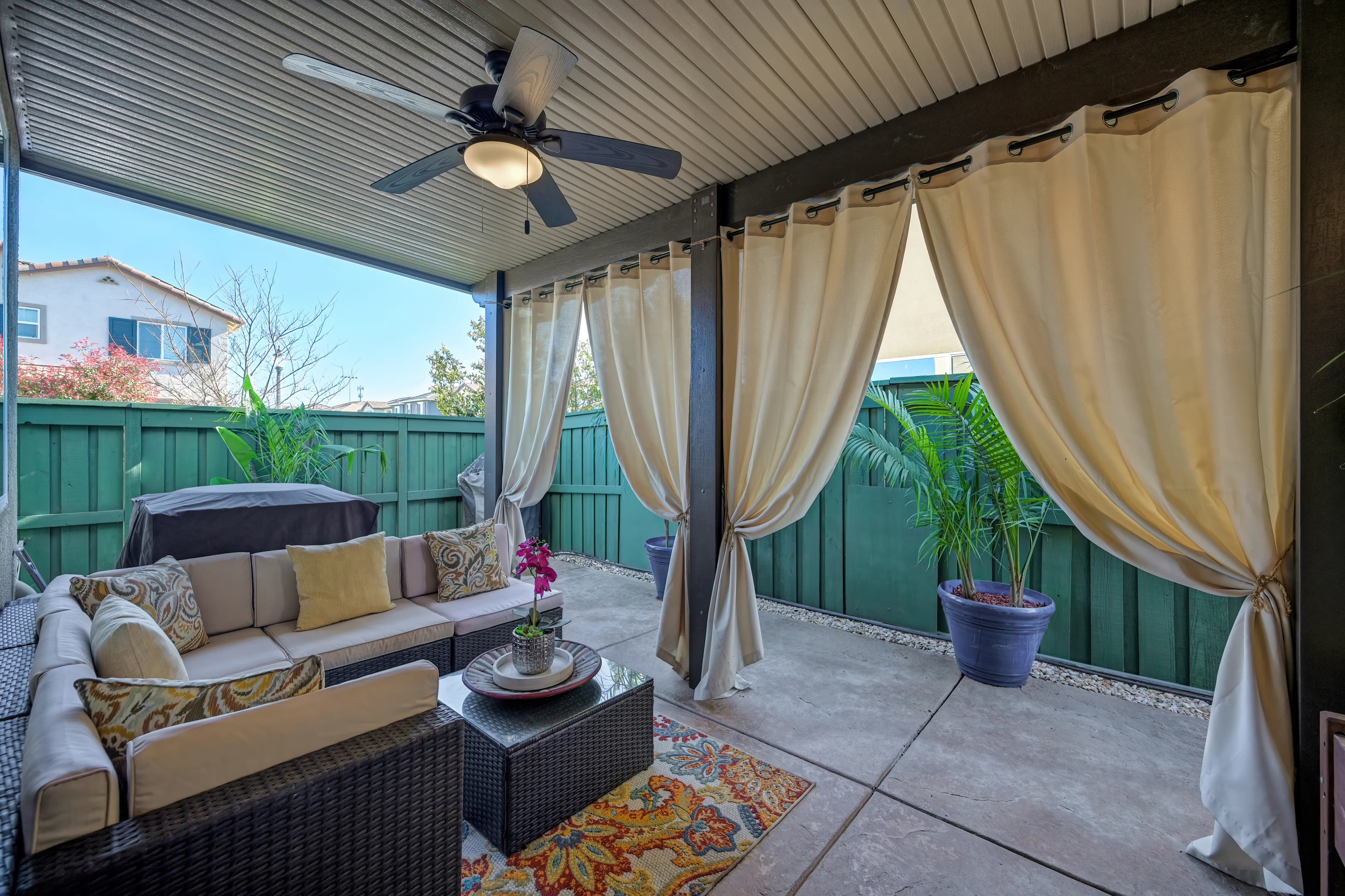 1057 Lincolnshire Cir Photo 13