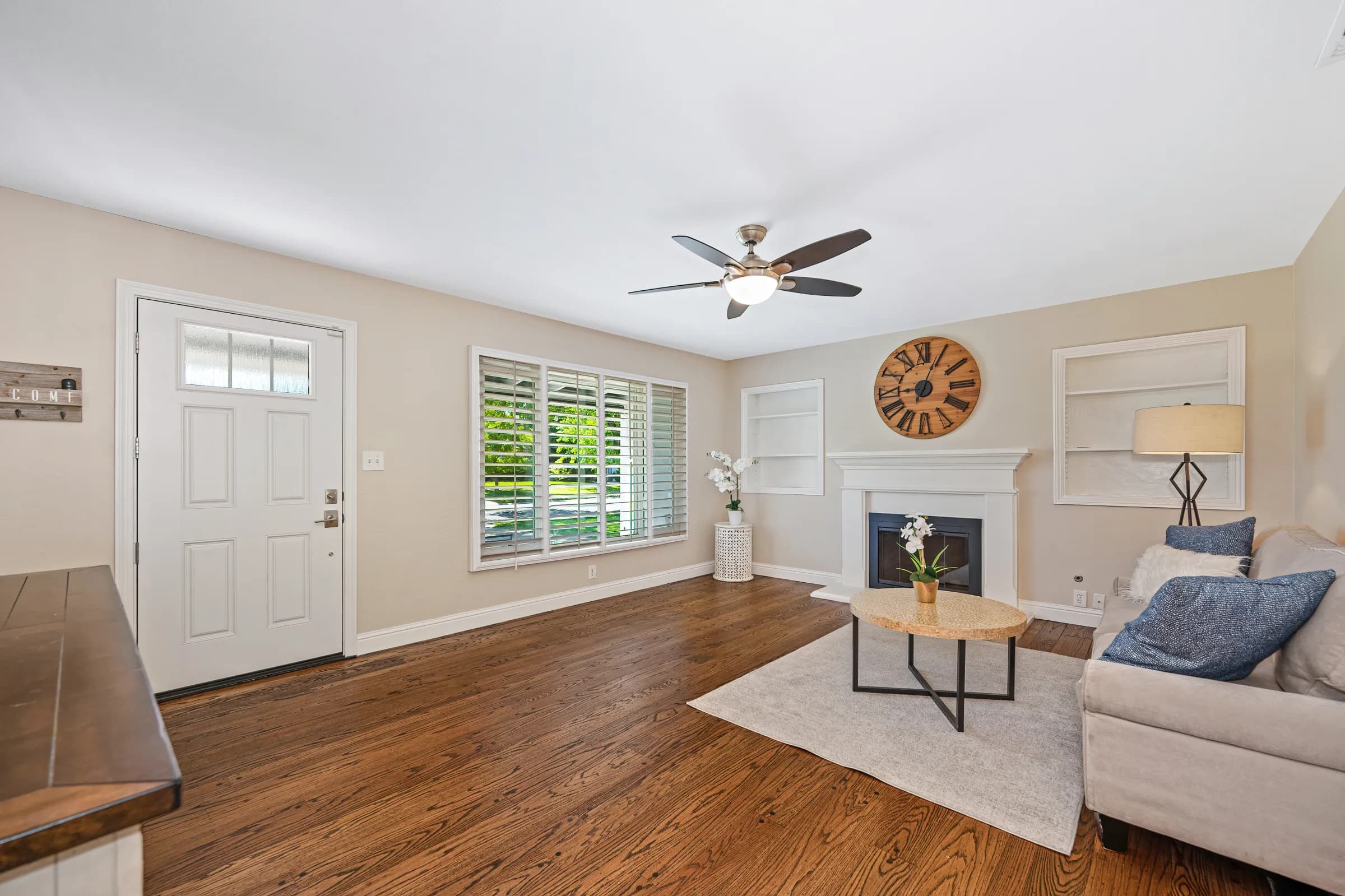 3231 St Mathews Dr Photo 4