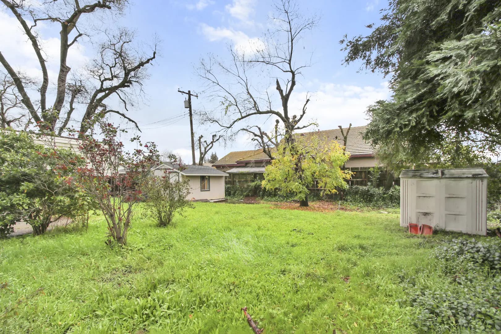 7610 Community Dr Photo 32