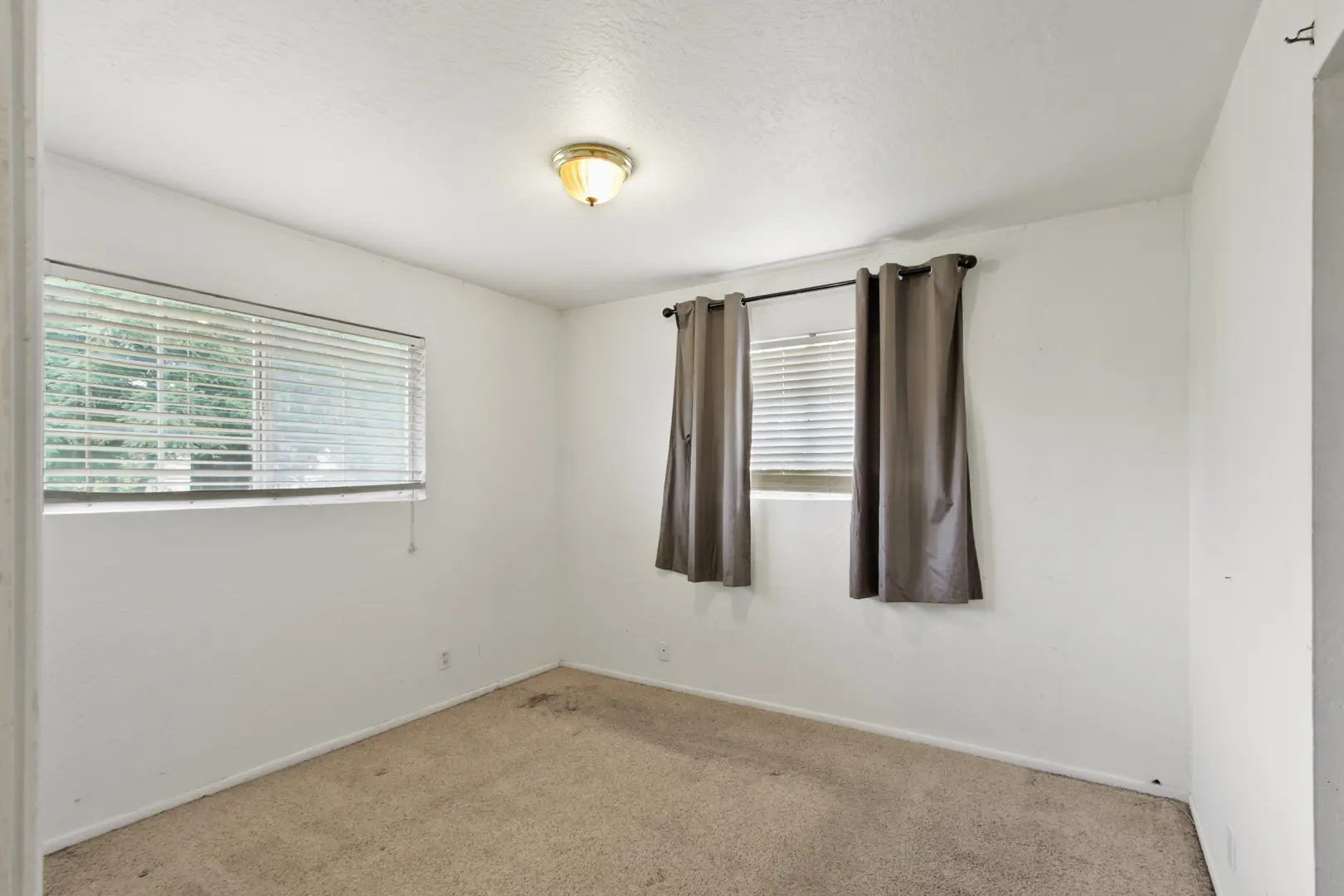 7610 Community Dr Photo 21