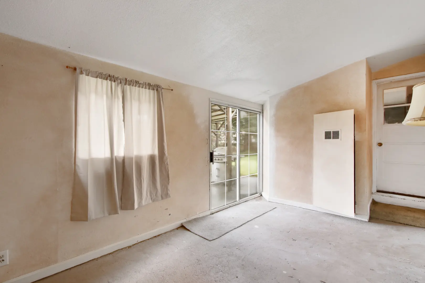 7610 Community Dr Photo 25