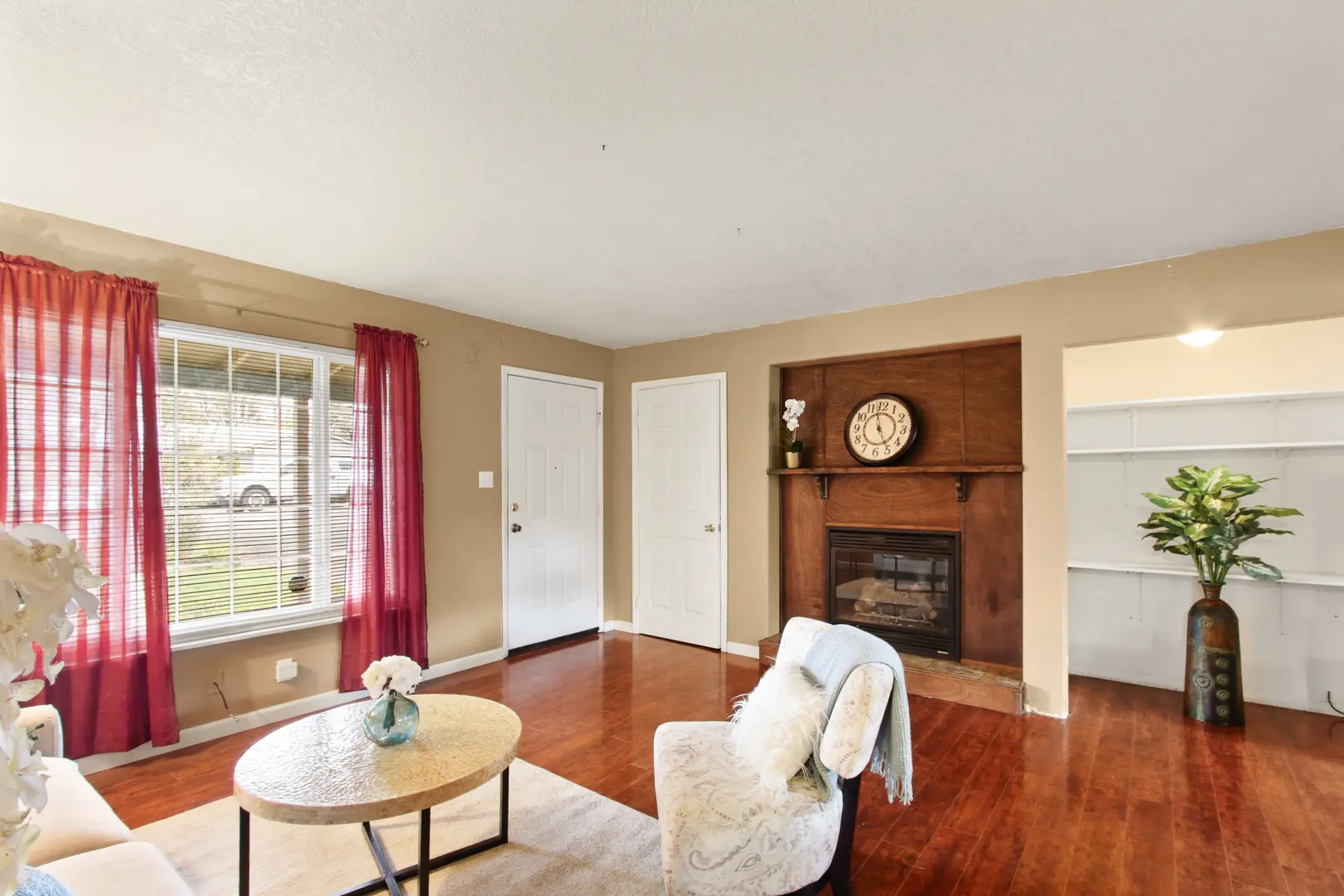 7610 Community Dr Photo 7