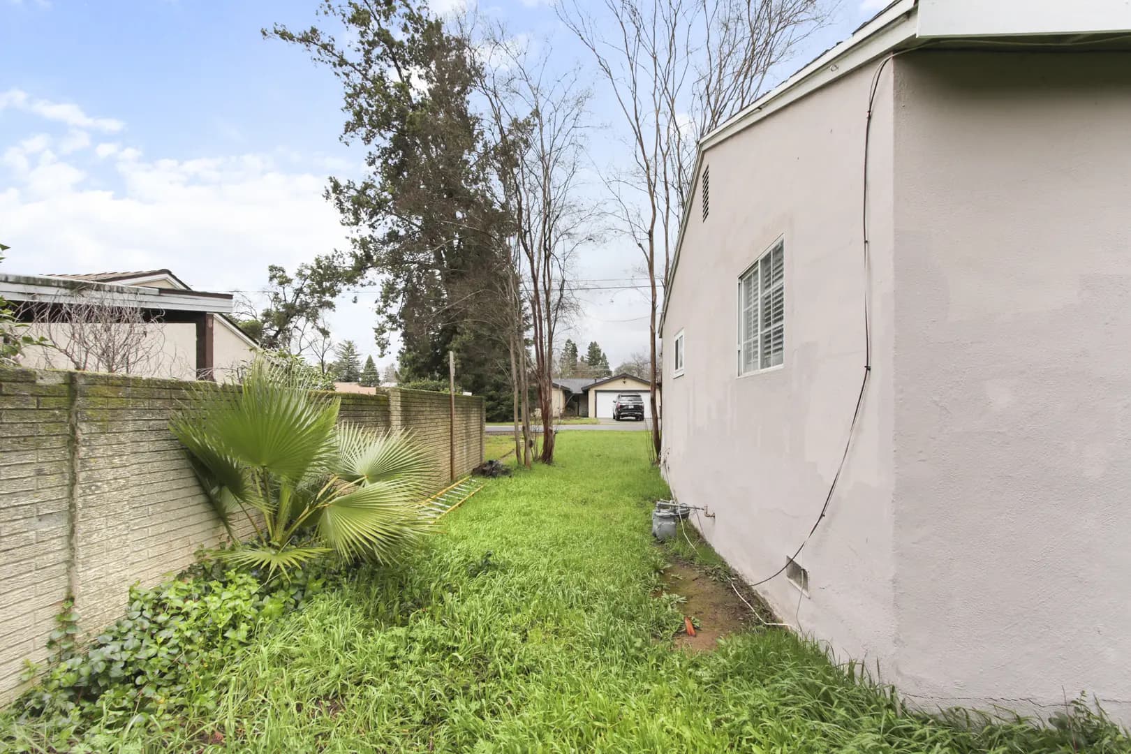 7610 Community Dr Photo 5