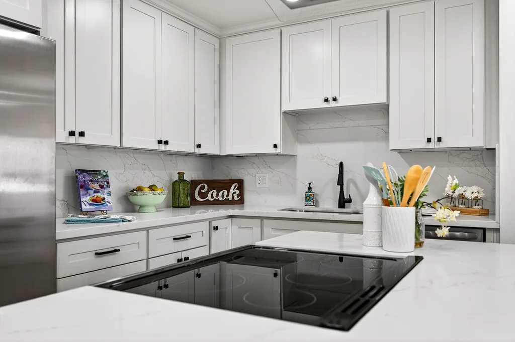 8928 Pershing Ave Photo 7