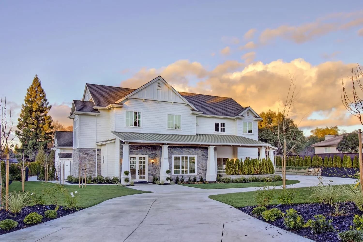 5500 Oakbrooke Ct