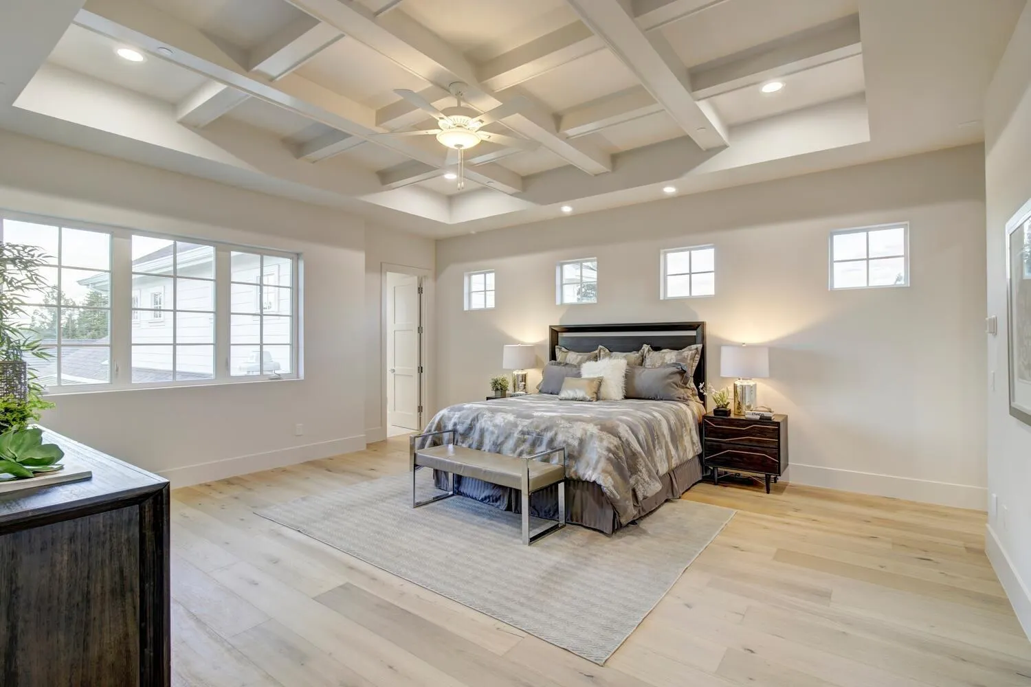 5500 Oakbrooke Ct Photo 9