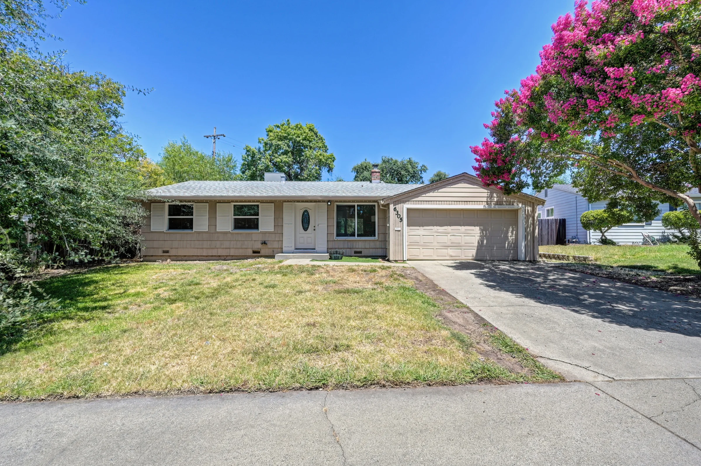 6305 Templeton Dr, Carmichael, CA